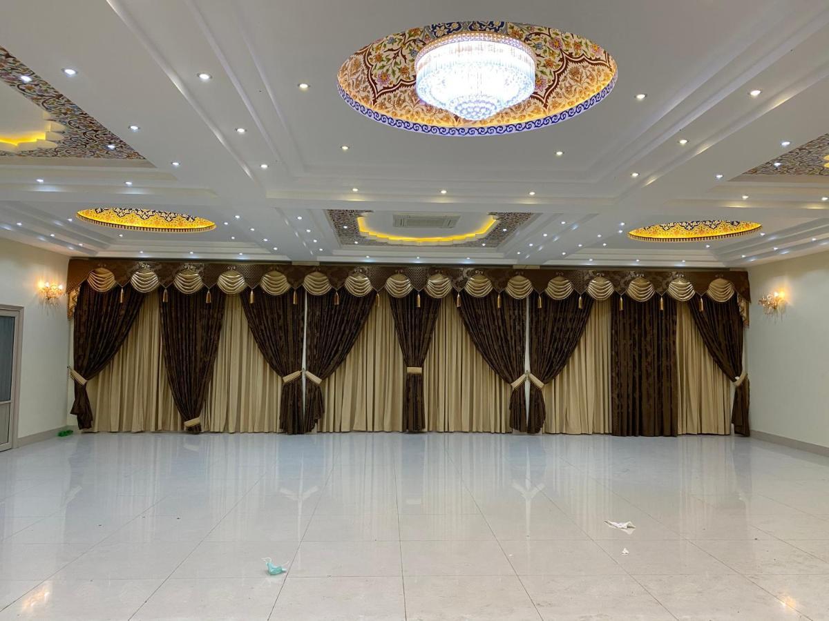 Shahi Palace Hotel Chichawatni Exterior photo